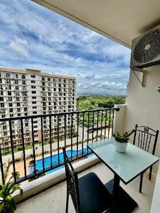 K & M Staycation Apartment in Lapu-Lapu City