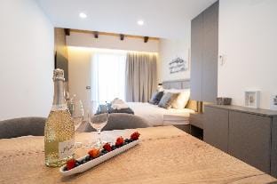 Seafront Sunset Studio by Belmont Realty Apartment in Zadar