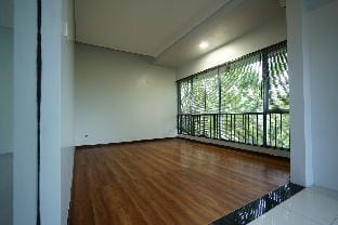 Legian Hill [Karaoke & Grill] Villa in West Java