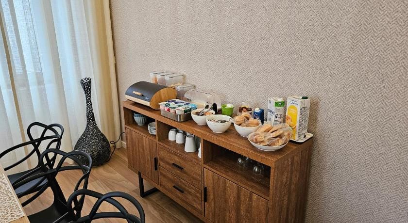 SurfSoul Guesthouse - Bed and Breakfast Hotel in Peniche