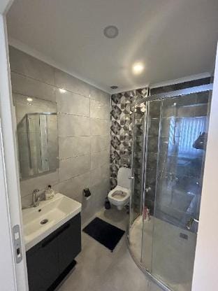 Alanya Tosmur da Müthiş Lokasyon 2+1 Yeni Daire Apartment in Alanya