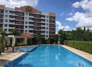 Fully Furnished Condo with balcony city proper Vacation rental in Davao City