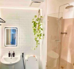 Tropical Vibe 1BR Condo w/ City Skyline/River View Apartment in Mandaluyong