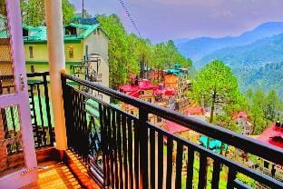 4 bedrooms villa near Mall road Villa in Shimla