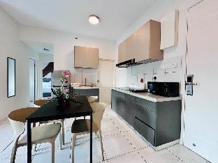 The Sun Bayan Lepas & Queenbay SN172 Apartment in Bayan Lepas