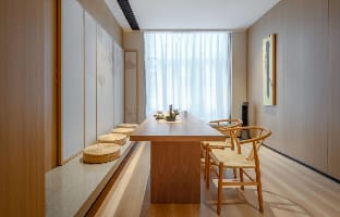 原木·中式套房（新火拾茶具） Apartment in Hong Kong