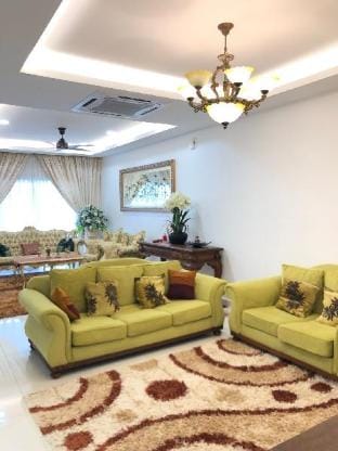 Homestay 7-12pax in Shah Alam Vacation rental in Selangor, Malaysia