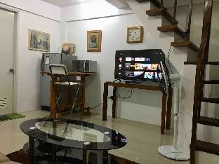 Dales Apartment a cozy house stay with NETFLIX Apartment in Isabela, Philippines