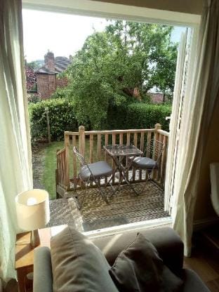 Self-contained annexe and garden Apartment in Nottingham