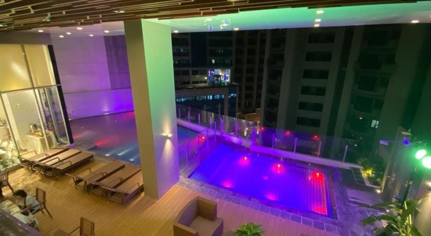 Luxury Loft Living! Apartment in Pasay