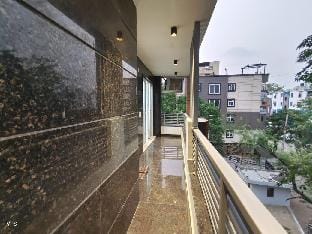 Luxury Apartment Near Max Saket Apartment in New Delhi