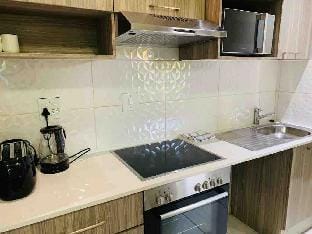 Stunning 1 Bedroom unit,with unlimited Wi-Fi. Apartment in Johannesburg