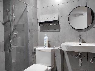 Sunset View|FreeParking|KAvenue|Private Room 4 Pax Apartment in Kota Kinabalu