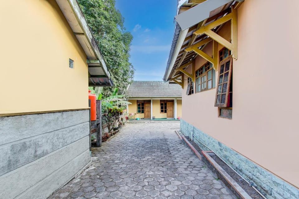 Hotel O Pondok Wisata Kaliandra Kaliurang Hotel in Special Region of Yogyakarta