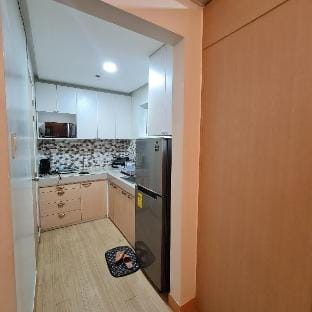TreesResidencestaycation Apartment in Quezon City