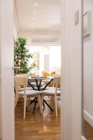 Bright and Cosy home 100m from Trafalgar Square Vacation rental in City of Westminster