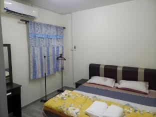 PD BATU 9 COCOBAY RESORT FAMILY HOMESTAY Apartment in Port Dickson