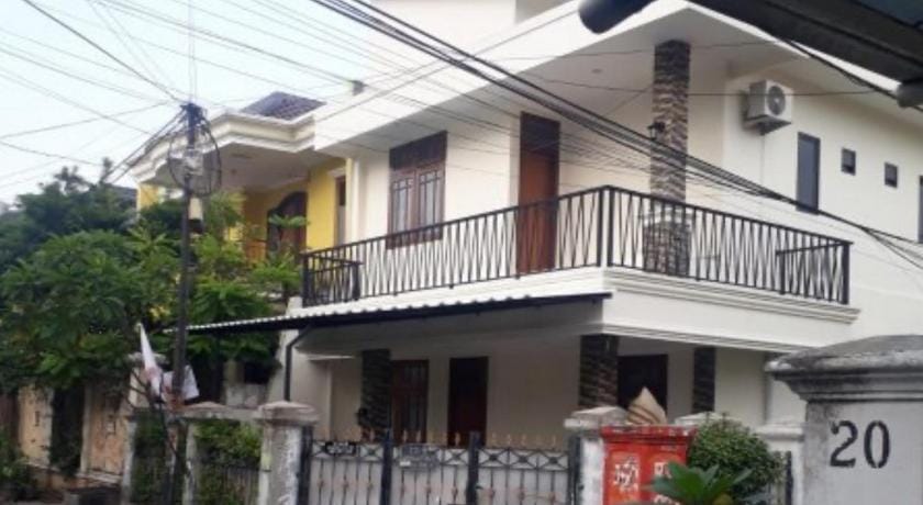 Hotel O Ezhar Boka Homestay Near GOR Sulis Bulutangkis Hotel in Indonesia