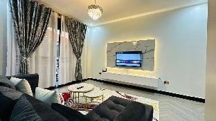 Luxury Budget Home LBH011- 1Bedroom, Bukoto. Apartment in Kampala