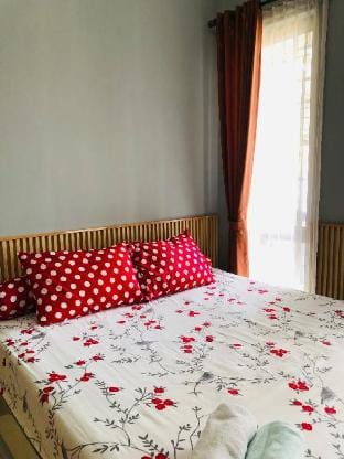 Womy Homy 2 - close to G. Pancar Vacation rental in West Java