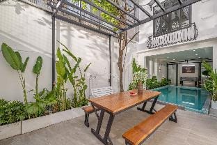 CamOnLuxury Pool Villa by Beach -FreeAirportPickup Vacation rental in Da Nang