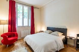 Central 1BR Quai de Seine in the Marais district Apartment in Paris