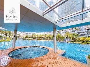 Gold Coast PIK Teddy Family Room by Host Jess Apartment in Jakarta