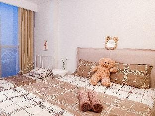 Gold Coast PIK Teddy Family Room by Host Jess Apartment in Jakarta