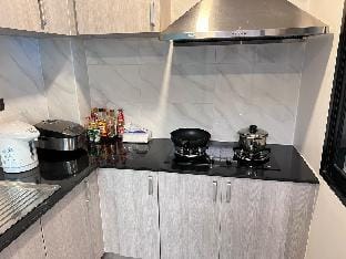 新房特惠-3卧3卫联排别墅-近海滩-步行街-门口超市-果蔬市场 Vacation rental in Pattaya City