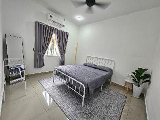 Fawiq Homestay Vacation rental in Pahang, Malaysia