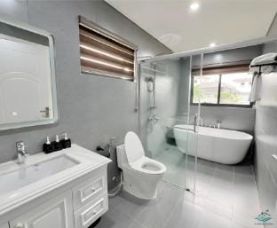 Villa Phương Đông Vân Đồn - Hi! Villa in Laos