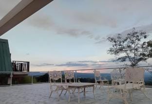 MiMoMa Mountain View bnb Vacation rental in Antipolo