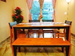 Evara Luxury Living: Central 3BHK near HITEC City Apartment in Hyderabad