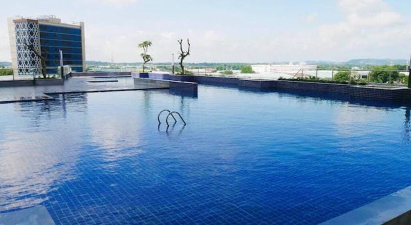 COMFORTSTAY @Pollux Mall Batam Center TOWER B#3902 Apartment in Riau Islands, Indonesia