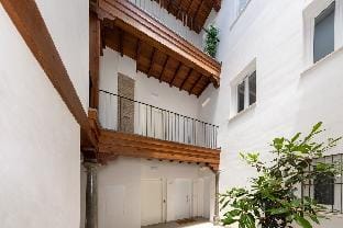 Luxury Suite Ático San Diego Apartment in Granada