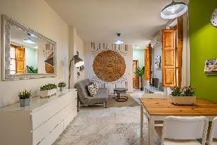 Luxury Suite San Matías Apartment in Granada