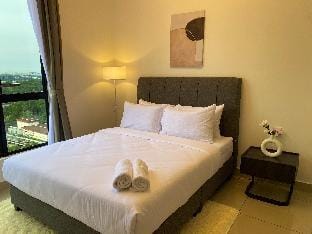 Veranda-2BR,4pax l 5min>CIQ&KSL l Fast-Wifi Apartment in Johor Bahru