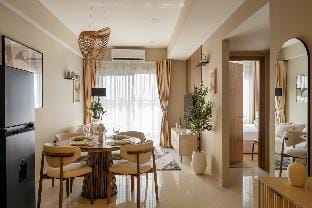 Insta-Worthy, Central Distric 1 - Soho Residence Apartment in Ho Chi Minh City