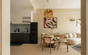 Insta-Worthy, Central Distric 1 - Soho Residence Apartment in Ho Chi Minh City