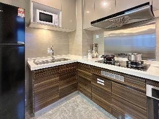 R&F Korean Style Full Seaview 3R2B By Han Lin Apartment in Johor Bahru