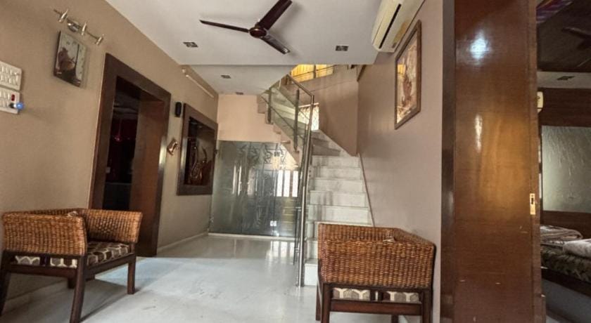 Lavish Spacious 3 BHK Apartment in Hyderabad