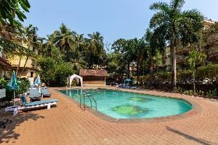 RoomzAway: Pool, Kitchen, Wi-Fi, Pet-friendly Vacation rental in Candolim