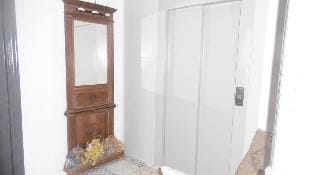 Classic France: AC bedrooms, central, garden, BBQ. Apartment in Occitanie