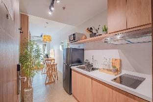 Mono Space Condo Staycation in Metro Manila Apartment in Paranaque