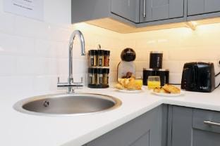 Casa di Pietra flat 1 Apartment in Cardiff