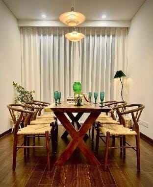 Căn hộ 2 ngủ Masteri WestHeight Vinhomes SmartCity Apartment in Laos
