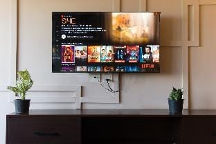 Exquisite-2BD in DHA w/pool, gym, cinema & balcony Apartment in Lahore