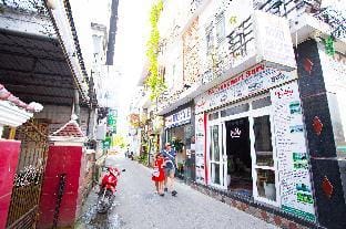 Mickey Homestay Hue Vacation rental in Laos