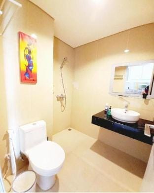 Luxury Living by Caspian Tower-GrandSungkonoLagoon Apartment in Surabaya
