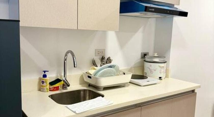 Luxe Studio at 38 Park Avenue IT PARK Apartment in Lapu-Lapu City
